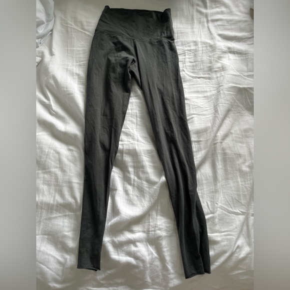 TNA thin dark grey high waisted leggings - Picture 2 of 6